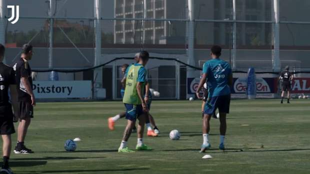 Pogba shows off his skills in Juventus training