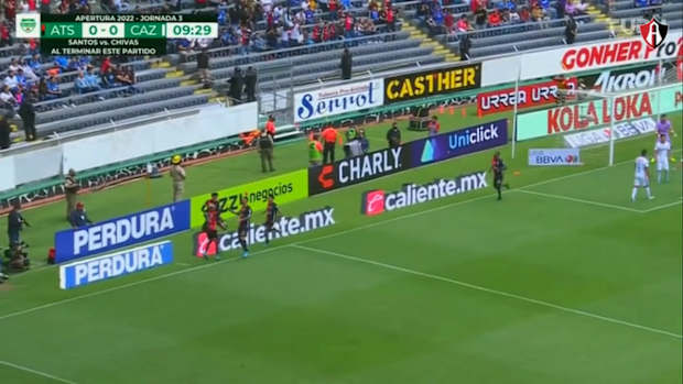Herrera's great header on the near post against Cruz Azul