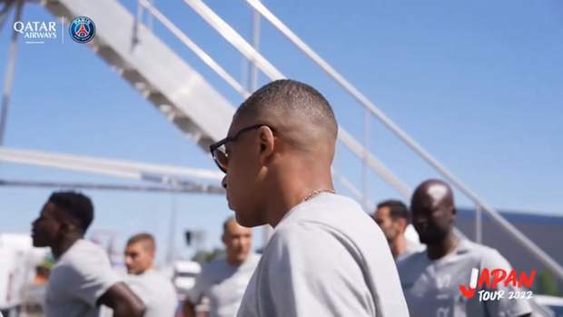 Paris Saint-Germain's arrival in Japan