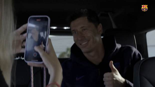Behind the scenes: Lewandowski's medical check up