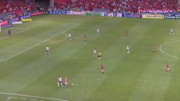Arrascaeta's dribble skill vs Coritiba
