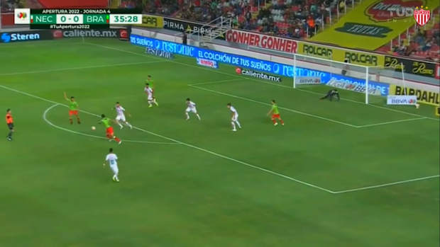 Deadly counter attack finished by Necaxa forward Batista