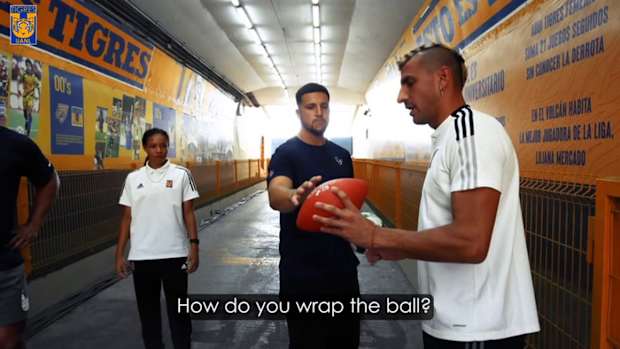 Behind the scenes: Houston Texans visit Tigres