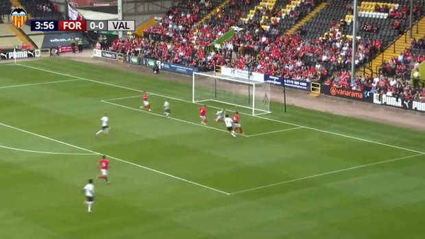 Highlights: Nottingham Forest 1-1 Valencia