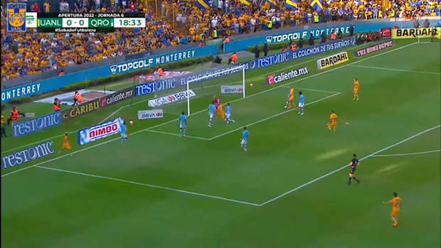 Three players sent off as Tigres beat Querétaro 2-1