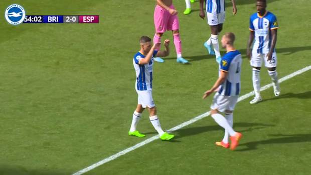 Leandro Trossard's incredible hat-trick vs Espanyol