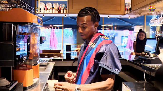 Behind the scenes: Kounde's first day at Barça