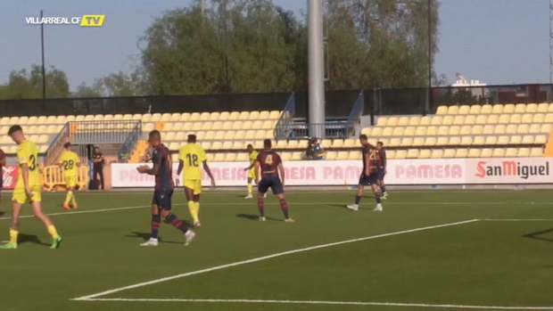 Pier's hilarious own goal against Villarreal