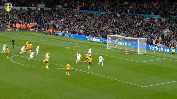 Leeds snatch last-gasp draw vs Wolves