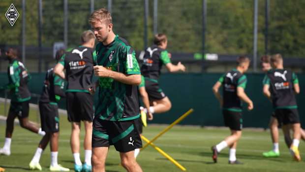 Hofmann, Plea & Co prepare for Schalke