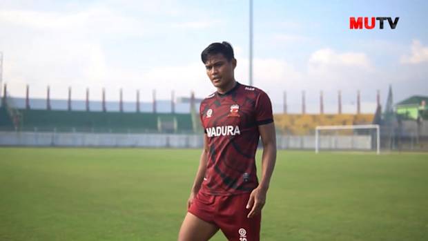Esteban Vizcarra & Co prepare for Persebaya