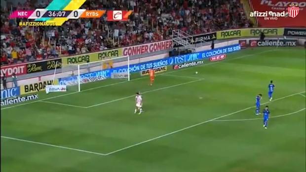 Garnica's stunner against Monterrey