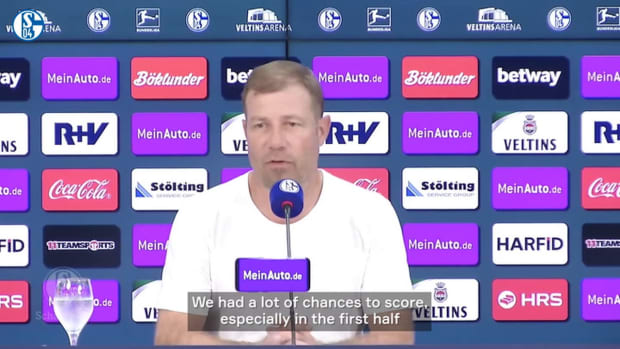 Kramer thanks the fans for the great atmosphere in the stadium