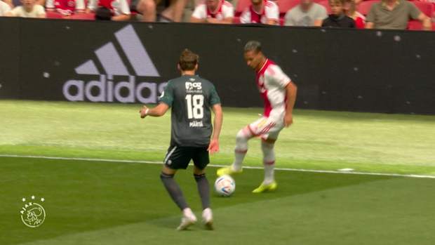 Antony's incredible speed and skills vs Groningen