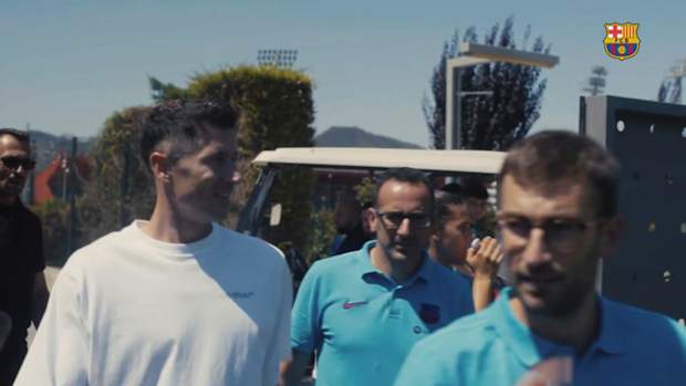 Barça's new third kit 22/23 revealed