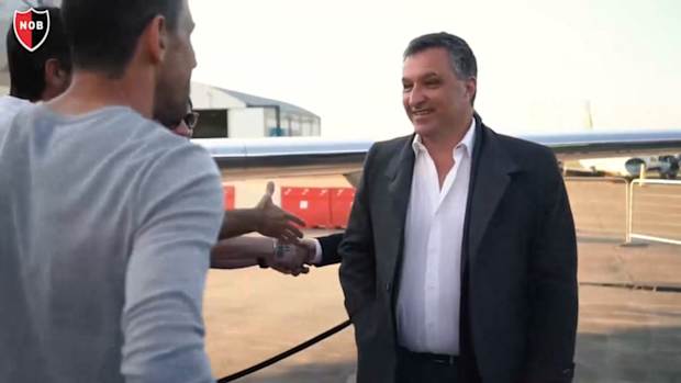 Unveiling event of Maradona's customized aircraft