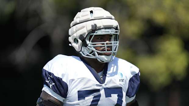 Tyron Smith