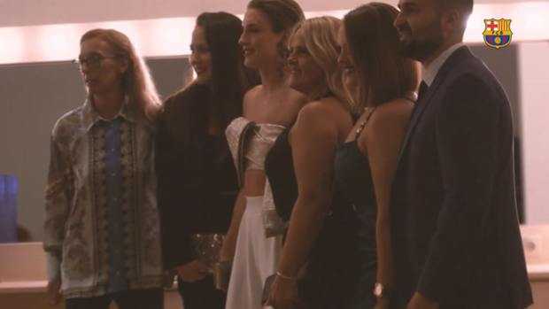 Behind the scenes: Alexia Putellas wins UEFA Women's Player of the Year Award