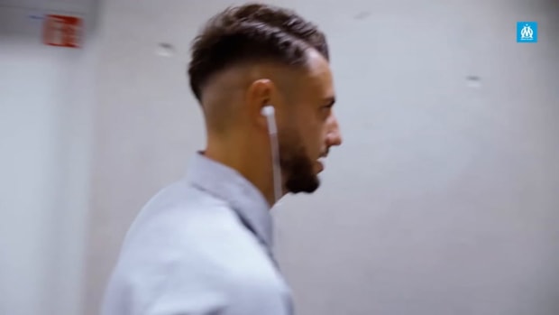 Behind the scenes of Alexis Sanchez first goals at Marseille