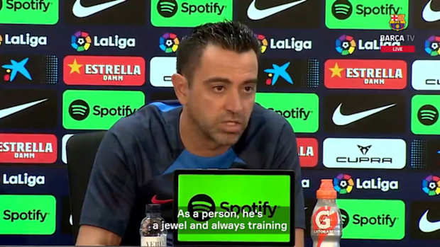 Xavi: 'Aubameyang is an example on and off the pitch'