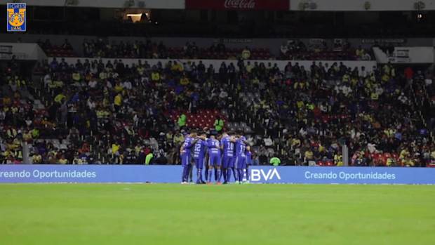 Pitchside: Gignac scores past Ochoa at Estadio Azteca