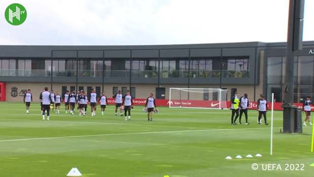 Liverpool get ready to face Napoli