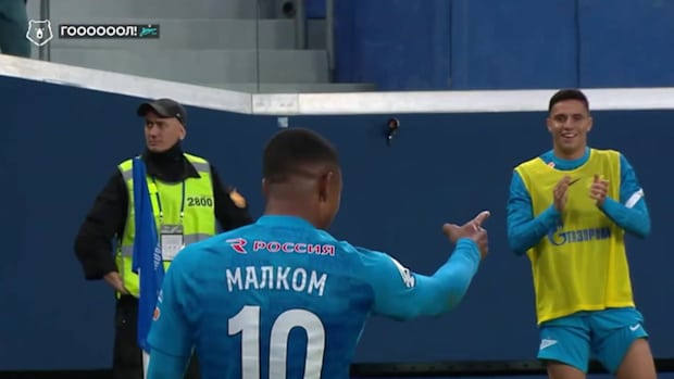 Malcom's chest and overhead kick vs Orenburg