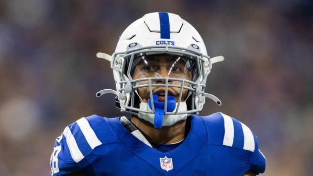 Jan 2, 2022; Indianapolis, Indiana, USA; Indianapolis Colts running back Jonathan Taylor (28) in the second half against the Las Vegas Raiders at Lucas Oil Stadium.