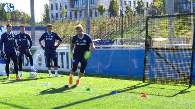 Schalke stars prepare for the Dortmund derby