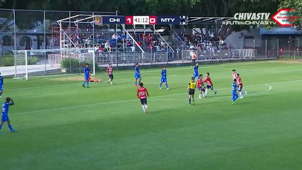 Marck Anthony gets people dancing with half-volley goal vs Monterrey U20