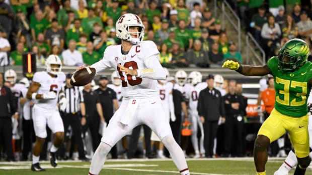Stanford Cardinal quarterback Tanner McKee (18) throws a pass during the first half against the Oregon Ducks at Autzen Stadium.