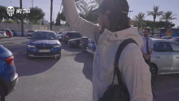 Valencia travel to Barcelona to face Espanyol