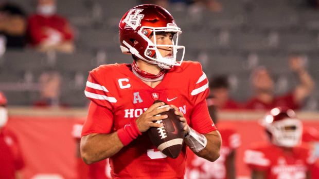 Houston QB Clayton Tune