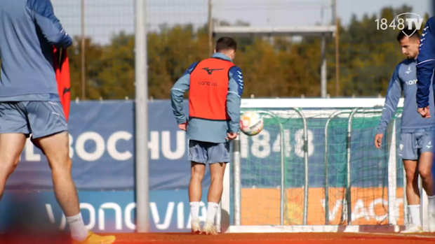 Bochum players get ready for Stuttgart