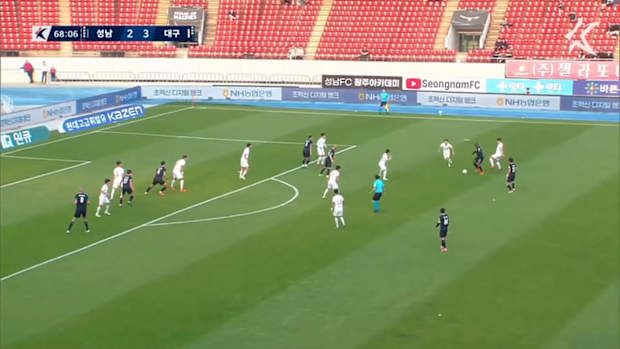 Manuel Palacios's incredible goal for Seongnam