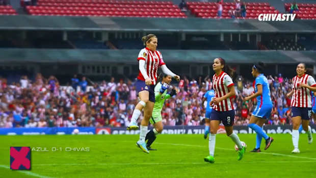 Pitchside: Cervantes' penalty vs Cruz Azul Women in the first-leg quarter-finals