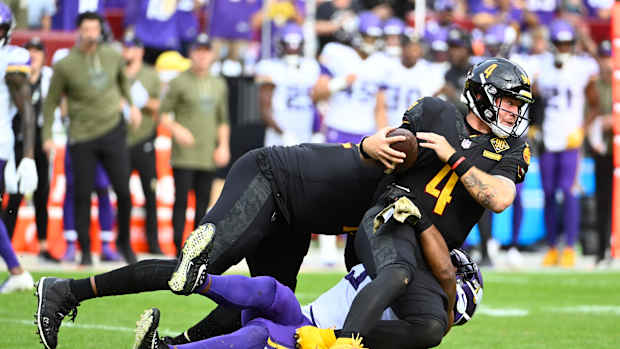 taylor heinicke 3222