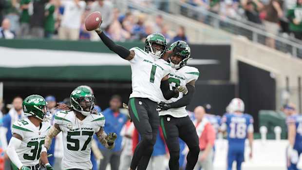 New York Jets CB Sauce Gardner celebrates interception against Buffalo Bills