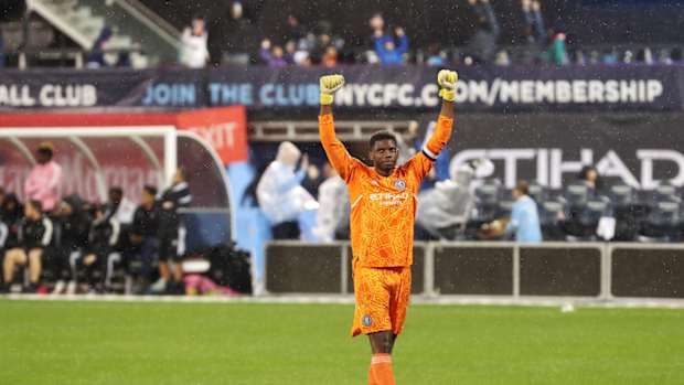 Sean Johnson Goalkeeper - former UCF Knights goalkeeper - USA National Team