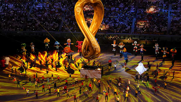 Qatar 2022 da patada inicial con nostálgica ceremonia de apertura