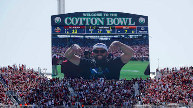 Horns Down