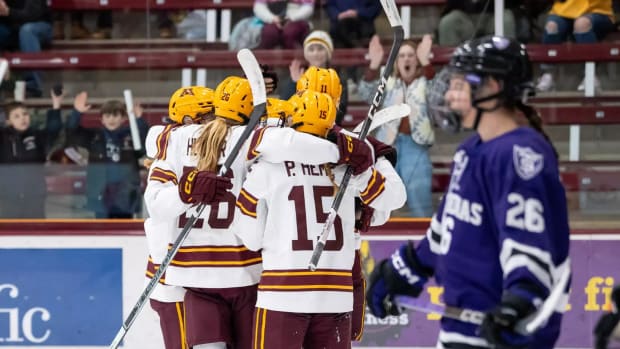 Gophers players celebrate