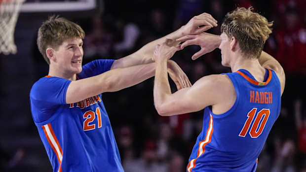Florida forwards Alex Condon, Thomas Haugh