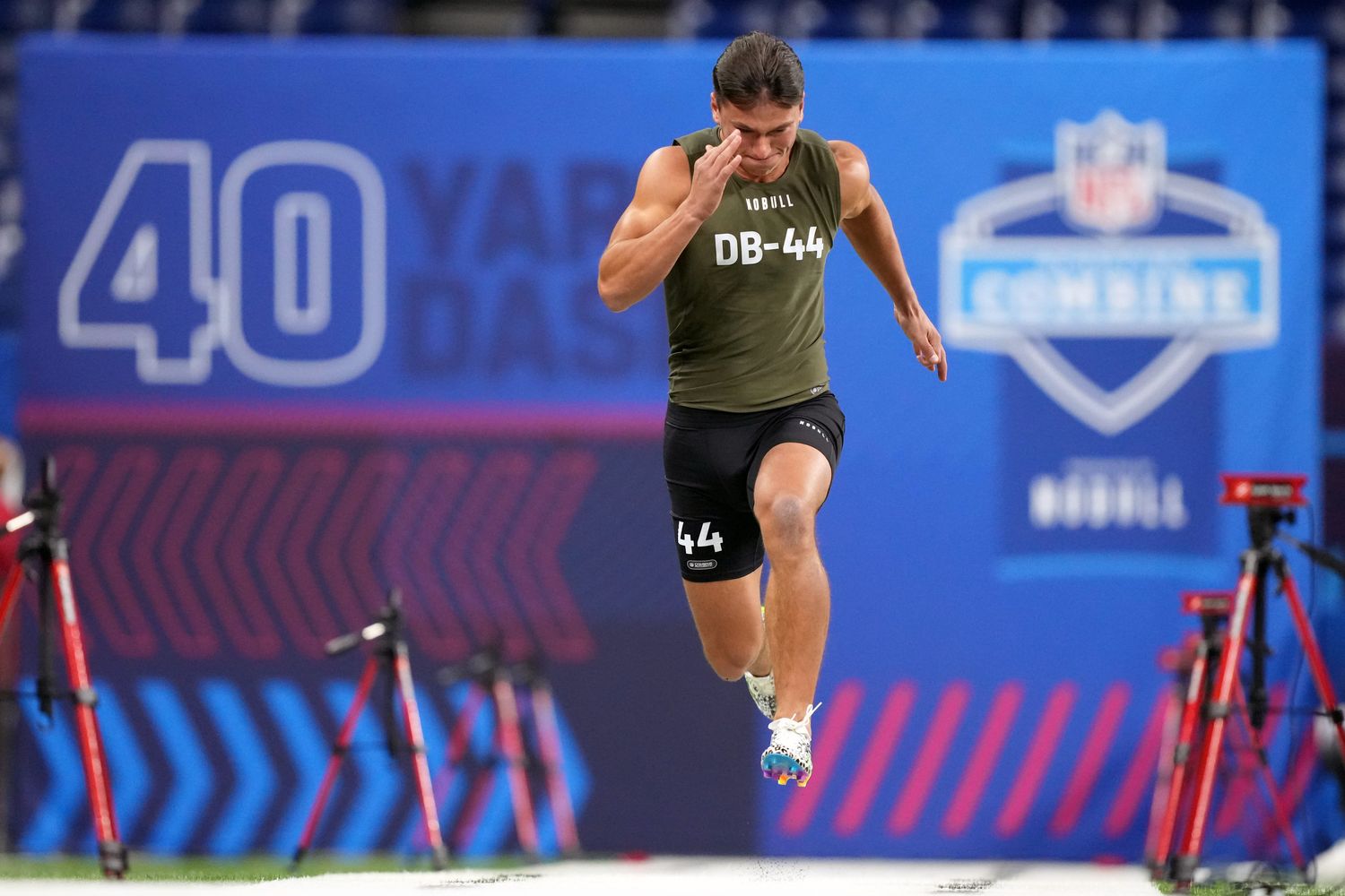 Mar 1, 2024; Indianapolis, IN, USA; Utah defensive back Cole Bishop (DB44) works out during the 2024 NFL Combine at Lucas Oil Stadium. Mandatory Credit: Kirby Lee-USA TODAY Sports