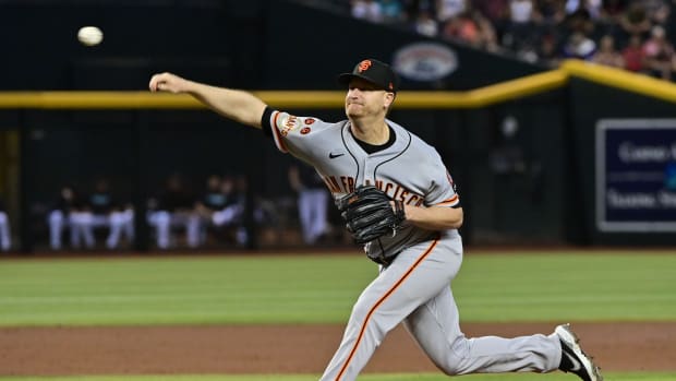 Sep 19, 2023; Phoenix, Arizona, USA; San Francisco Giants starting pitcher Alex Cobb (38) throws in the first inning against the Arizona Diamondbacks at Chase Field.