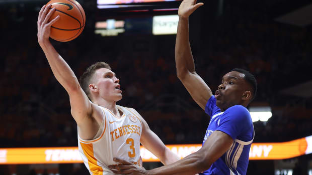 Dalton Knecht, Tennessee Volunteers