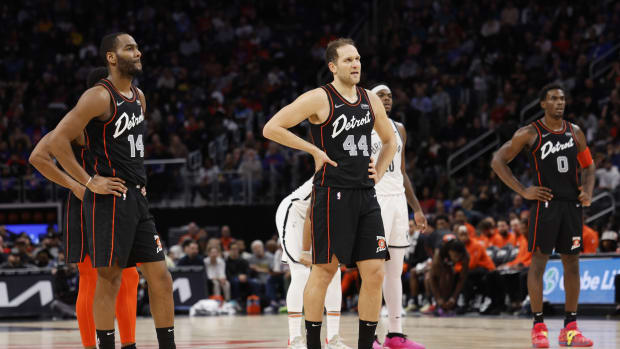 Looking back at a trade between the Knicks and the Pistons, New York is facing some scrutiny.