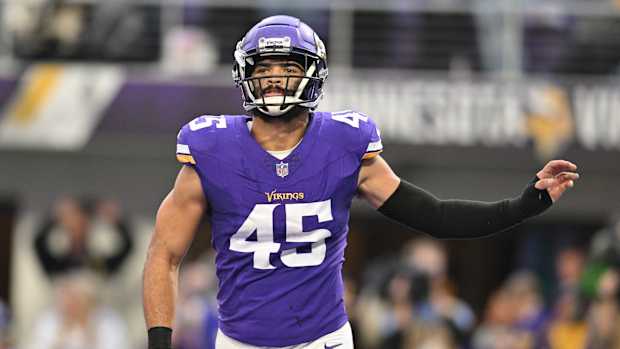 Minnesota Vikings linebacker Troy Dye (45) reacts late during the fourth quarter against the New Orleans Saints at U.S. Bank Stadium in Minneapolis on Nov. 12, 2023.