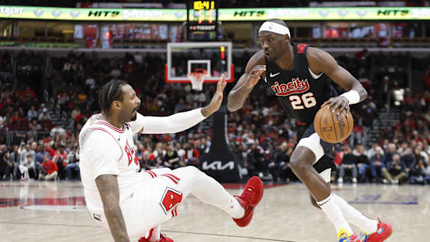 Portland Trail Blazers center Duop Reath (26) drives to the basket against the Chicago Bulls during the second half at United Center.