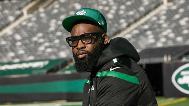 Jets' Team DJ Jon Blak